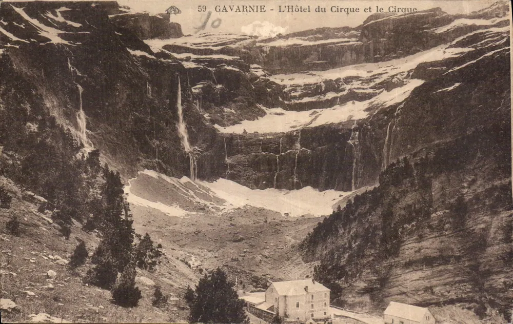 Gavarnie — Das Hotel du Cirque und der Cirque — anonymer Verlag, Seriennummer 59 - Vorderseite