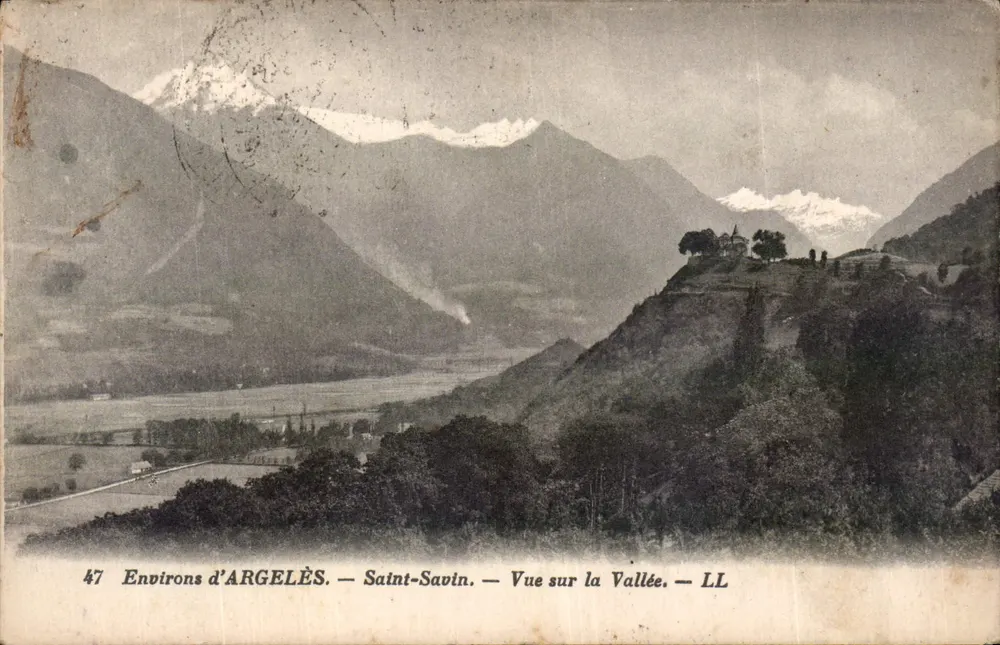 Environs d'ARGELÈS — Saint-Savin — Vista da Vale — LL - Frente
