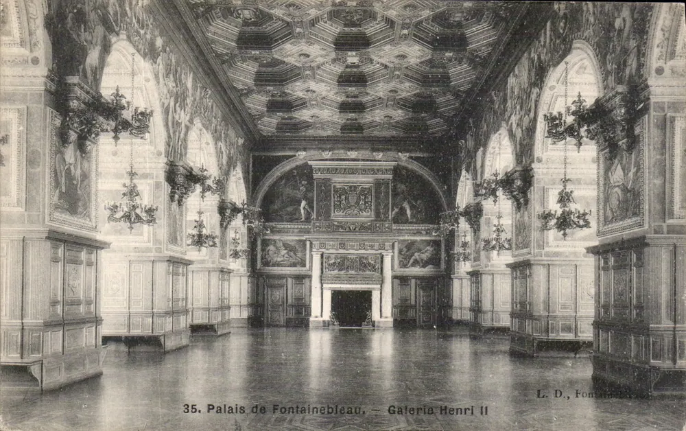 Schloss Fontainebleau — Galerie Henri II — L. D., Fontainebleau - Vorderseite
