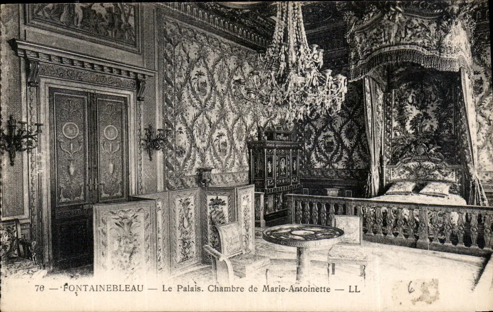 Fontainebleau — Das Schloss. Zimmer von Marie-Antoinette — LL - Vorderseite