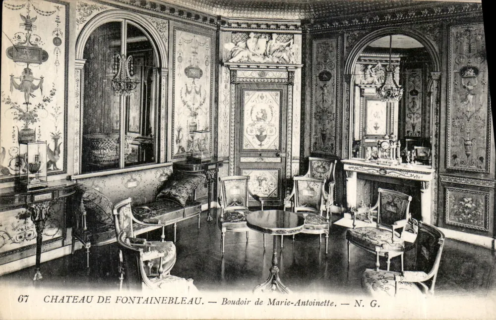Schloss Fontainebleau — Boudoir von Marie-Antoinette — N. G. - Vorderseite