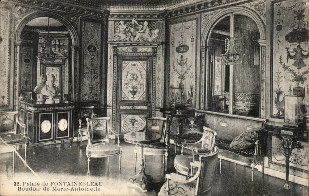 Schloss FONTAINEBLEAU — Boudoir von Marie-Antoinette — unbekannter Verlag, Nr. 32 - Vorderseite