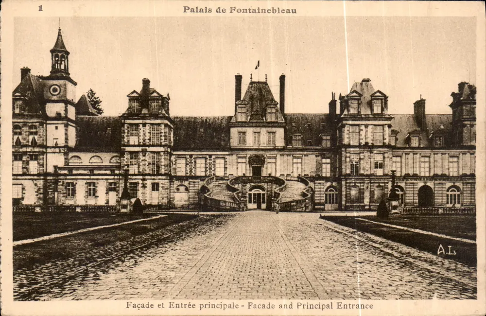 Palast von Fontainebleau — Fassade und Haupteingang — A.L. - Vorderseite