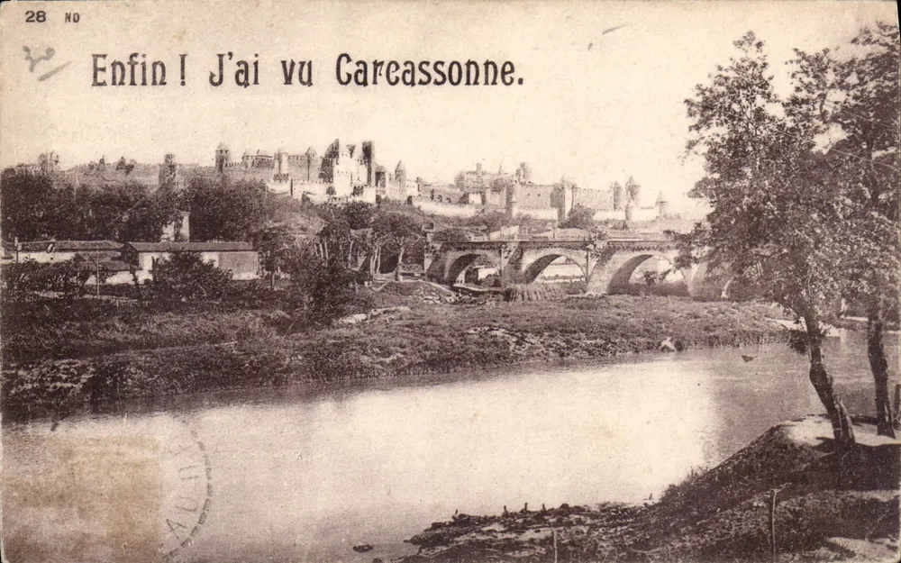 Carcassonne — vista do castelo e do ponte — editor Levé & Murezein Réunis, Paris - Frente