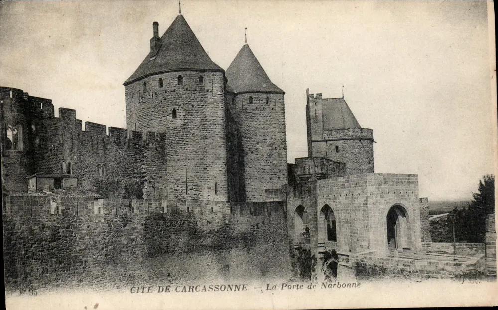 Cidade de Carcassonne — A Porta de Narbonne — Editora Anglès Étab. Stuppin & Cie, Paris - Frente