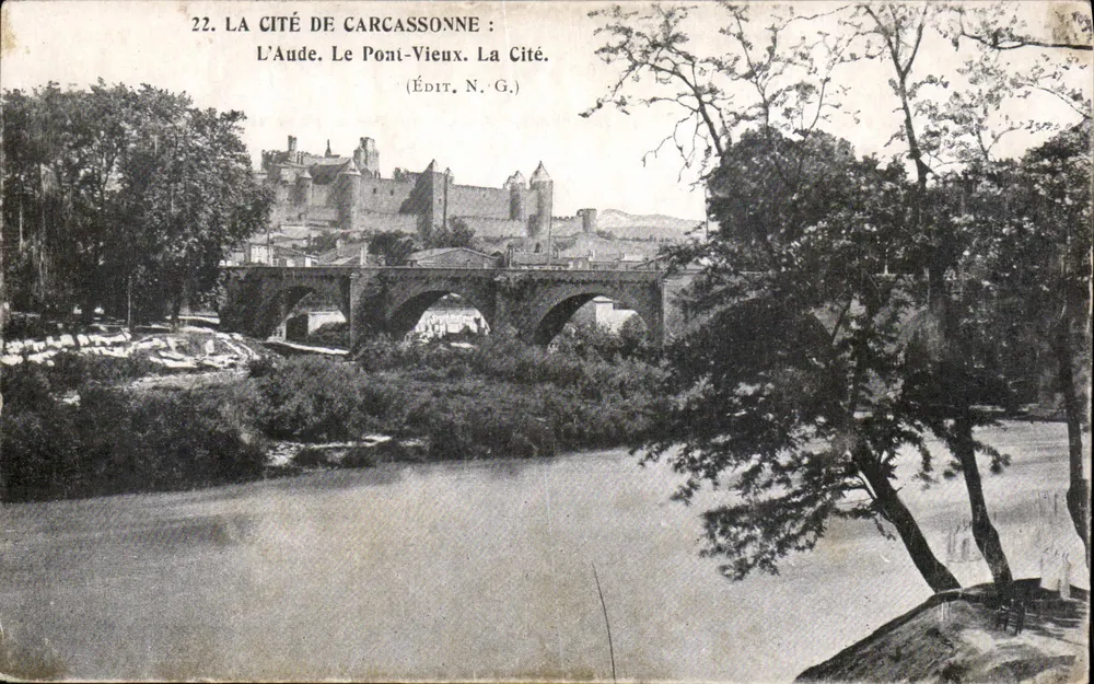 Carcassonne — L'Aude. Der Alte Brücke. Die Stadt. — Verlag N.G. - Vorderseite