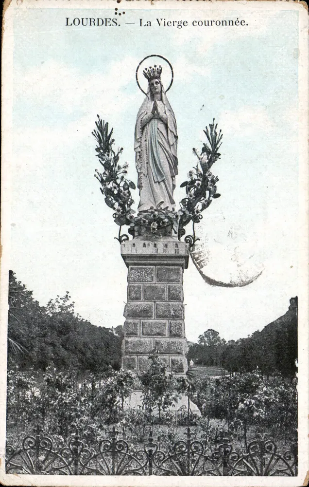 LOURDES — A Virgem Coroada — Editor não identificado, número de série não visível - Frente