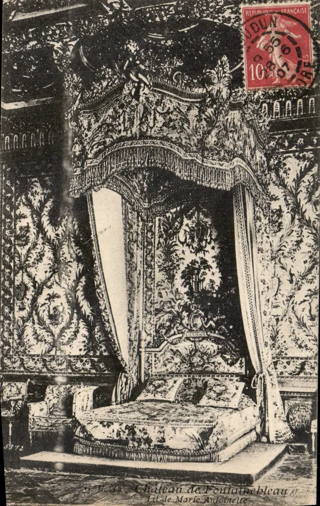 Schloss Fontainebleau — Bett von Marie-Antoinette — G.B. 33 - Vorderseite