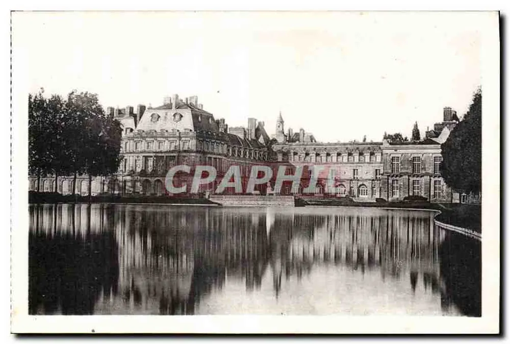 Schloss Fontainebleau — Allgemeiner Blick auf das Wasserbecken — n°141 - Vorderseite