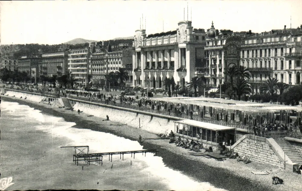 Nice — Das Palais der Mittelmeerküste und die Promenade des Anglais — Compagnie des Arts Promenadiques - Vorderseite
