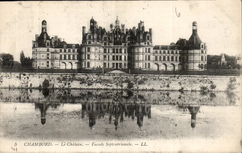 Chambord — Schloss — Nordfassade — LL. - Vorderseite