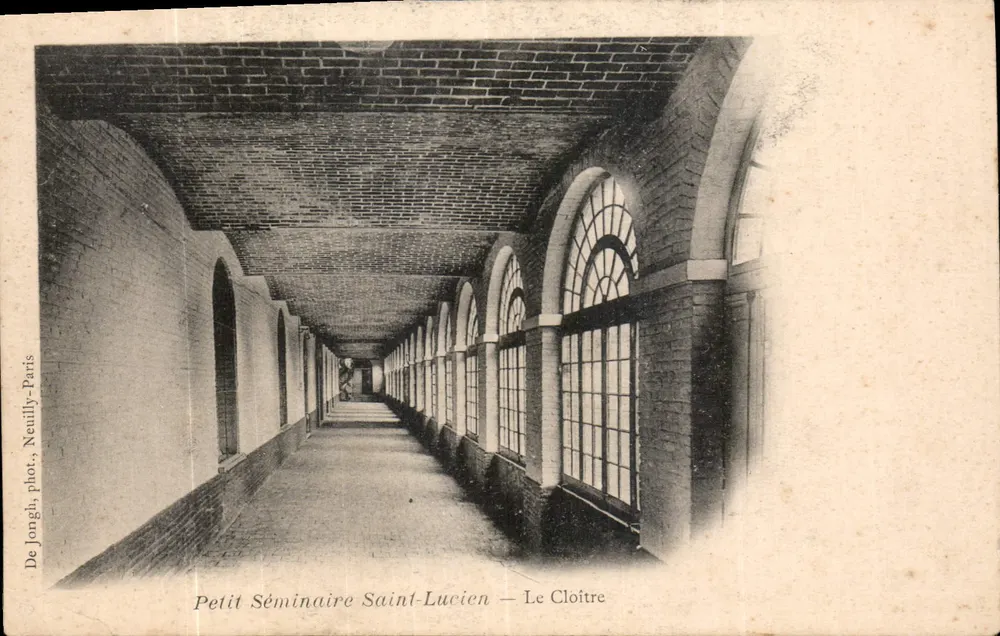 Pequeno Seminário São Luís — O Claustro — De Jongh, fot., Neuilly-Paris - Frente