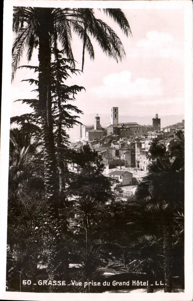 Grasse — Ansicht vom Grand Hotel — LL. — Les Alpilles, Nîmes - Vorderseite