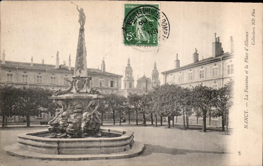 NANCY — La Fontaine und Place d'Alliance — Fot. ND - Vorderseite