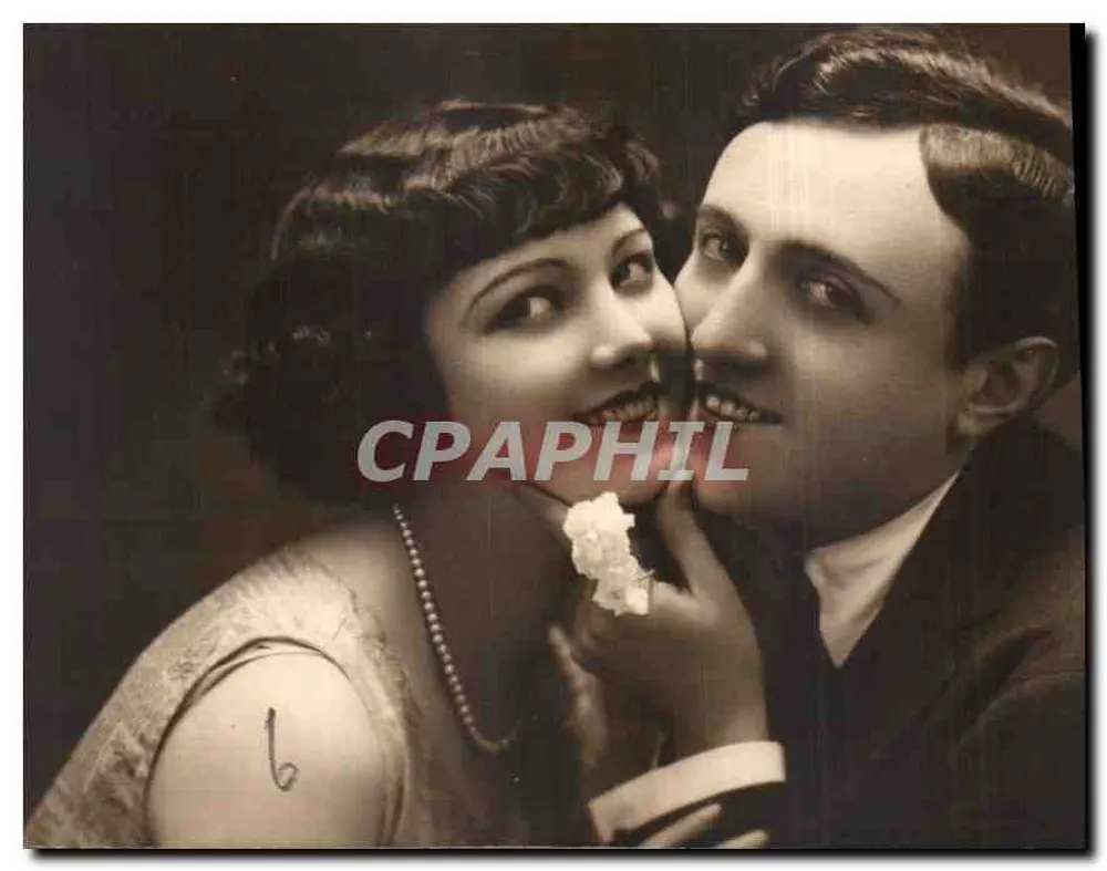 हंसता जोड़ा — 1920 के दशक के अवधि — कोई एडिटर या श्रृंखला संख्या दिखाई नहीं दे रहा - आगे