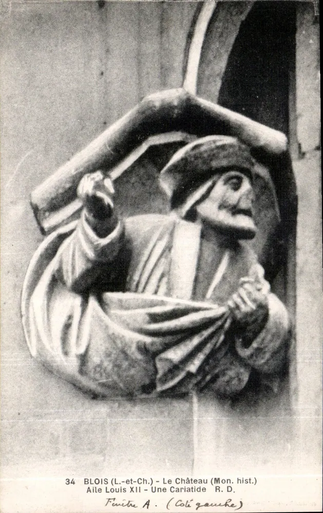 Blois (Loir-et-Cher) - Das Schloss (Historisches Denkmal) - Eine Karyatide (Linke Säule) - Finitre A - Vorderseite