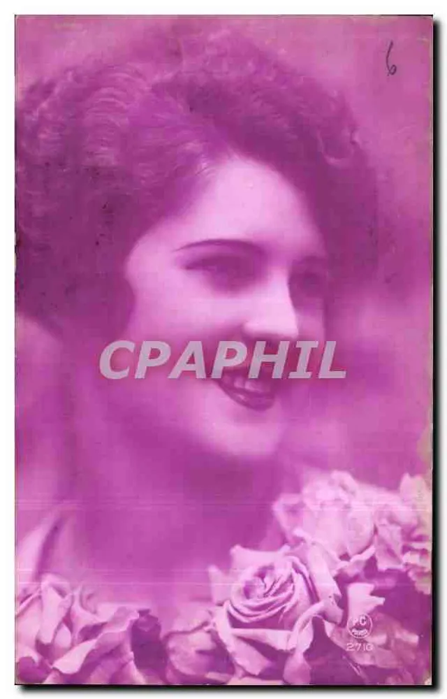Mulher jovem sorridente — com buquê de rosas — editor PC, n° 2710 - Frente