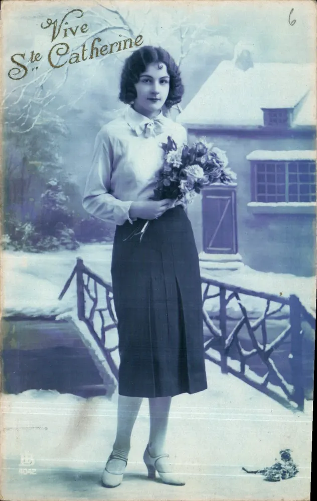 Jovem mulher segurando um buquê — Santa Catarina — Ed. L. Bergeret - Frente