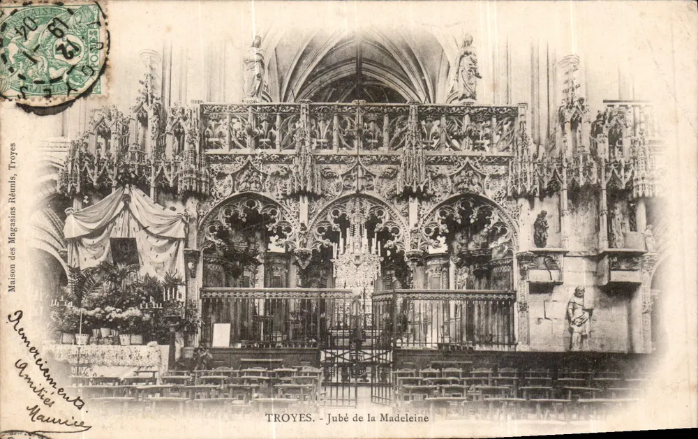 Troyes - Jubé da Madeleine — Maison des Magasins Réunis, Troyes - Frente