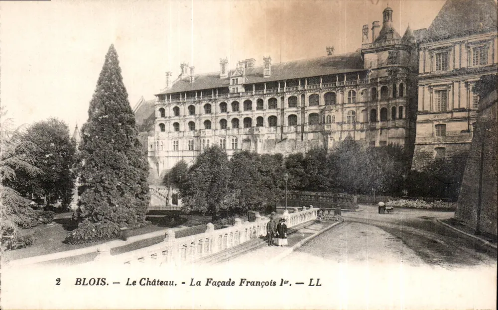 Blois — Das Schloss — Die Fassade von François I — LL - Vorderseite