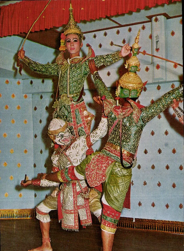 खोन। मास्केड प्ले। थाई क्लासिकल डांस — थाईलैंड — संपादक फोर्न थिप, संख्या 677 - आगे