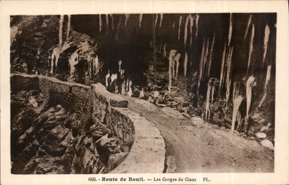 As Gorges do Cians — Estrada de Beuill — FL.. - Frente