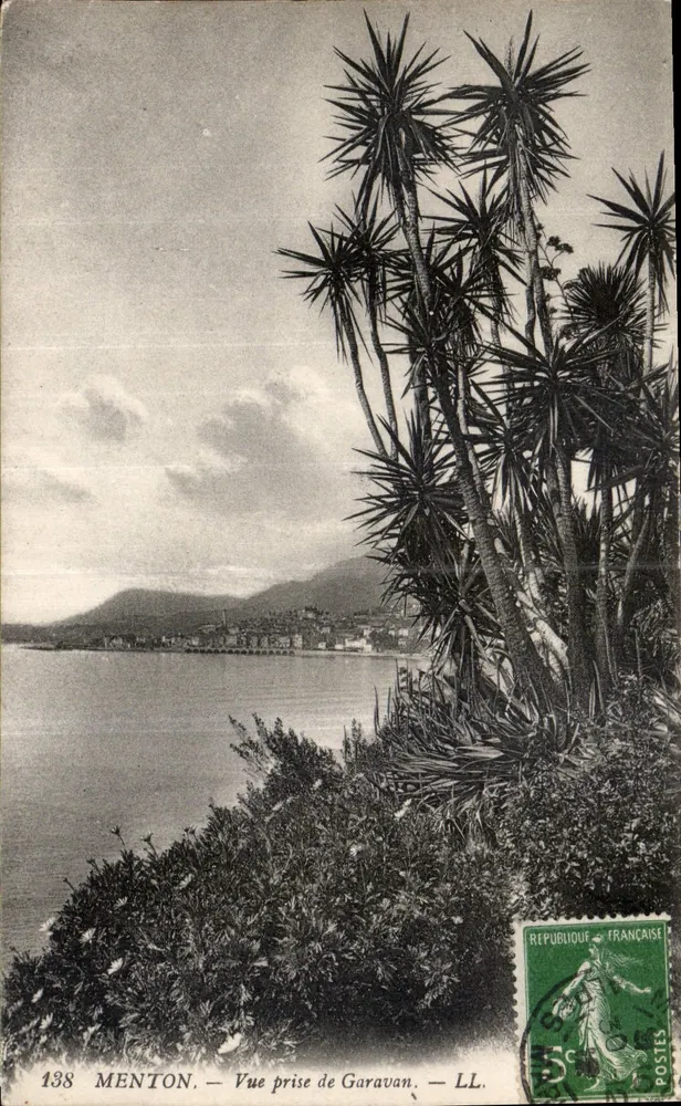 Menton — Vista tirada de Garavan — LL, n°138 - Frente