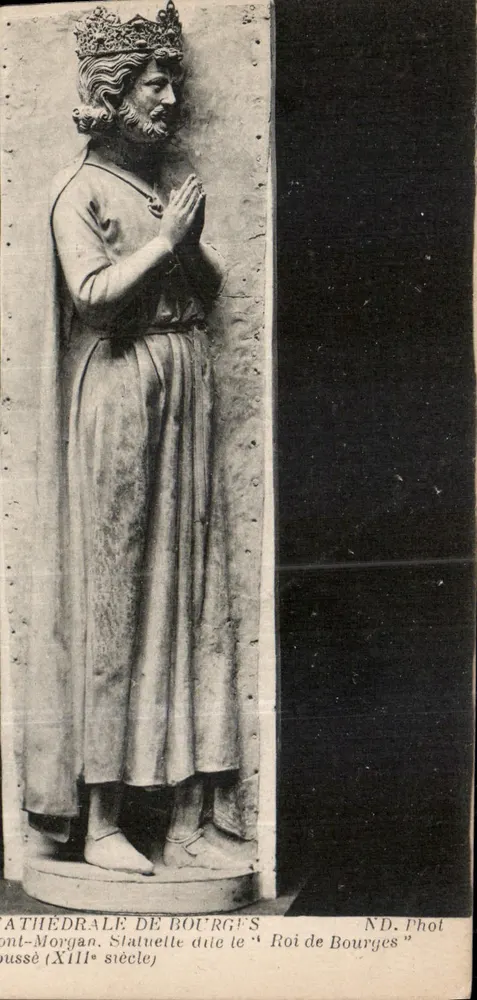 Estátua do Rei de Bourges — Catedral de Bourges — ND. Fot. Mont-Morgan - Frente