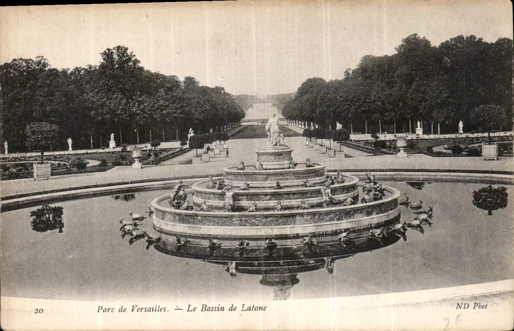 Parc de Versailles — Le Bassin de Latone — ND Phot - Recto