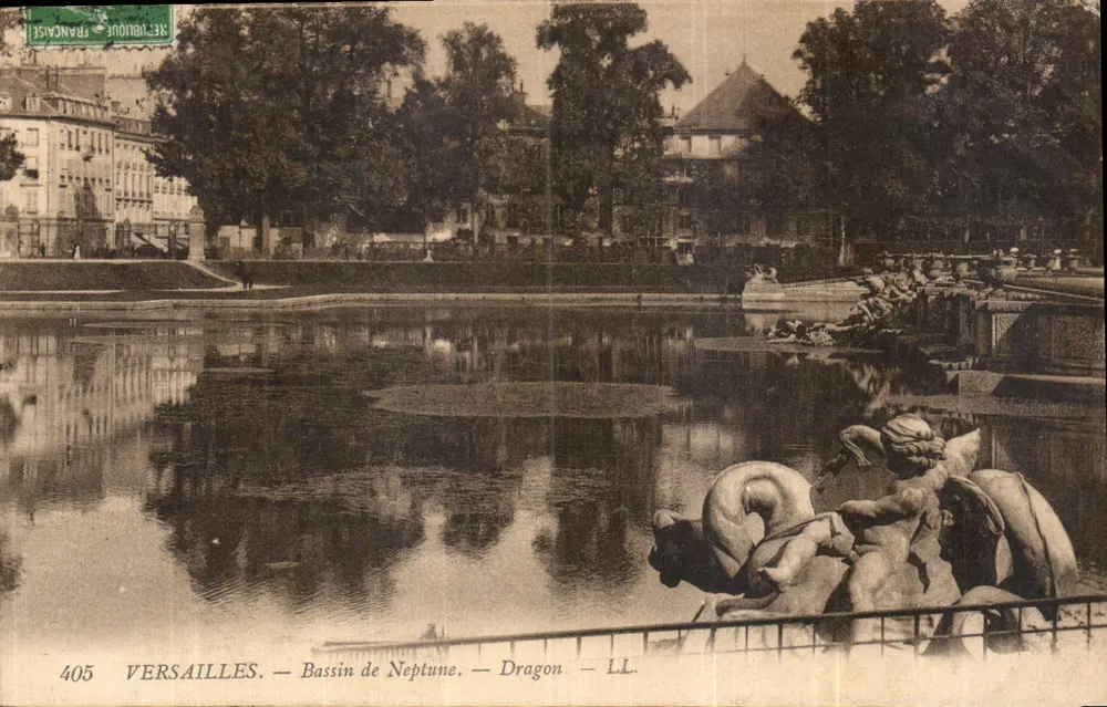Versailles — Bassin de Neptune — Dragão — LL. — n°405 - Frente