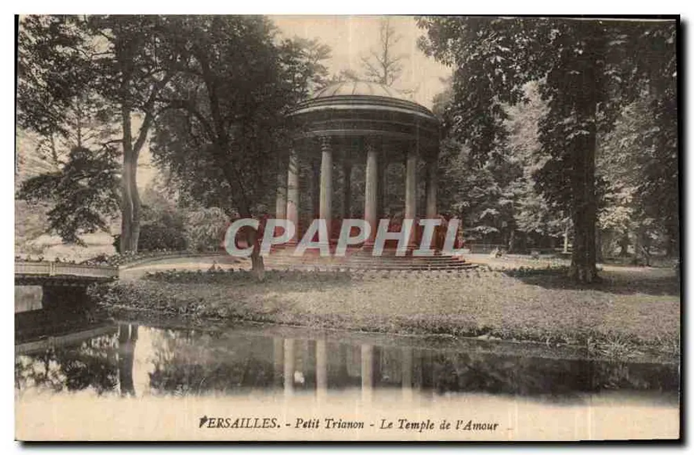 Versailles - Petit Trianon - O Templo do Amor - Frente