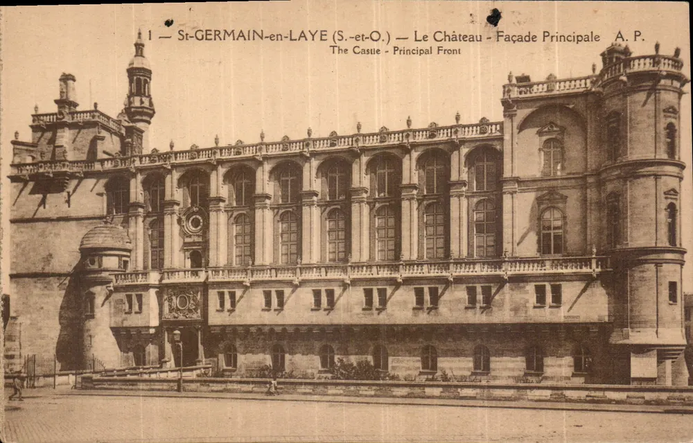 St-GERMAIN-en-LAYE (S.-et-O.) — Le Château — Façade Principale — A.P. - Recto
