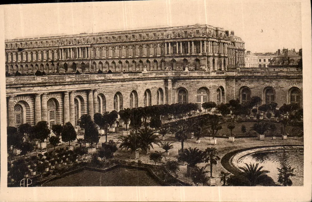 Versailles — O Castelo e a Orangerie — E. Papeghin, 24, rue des Petites-Écuries, Paris - Frente