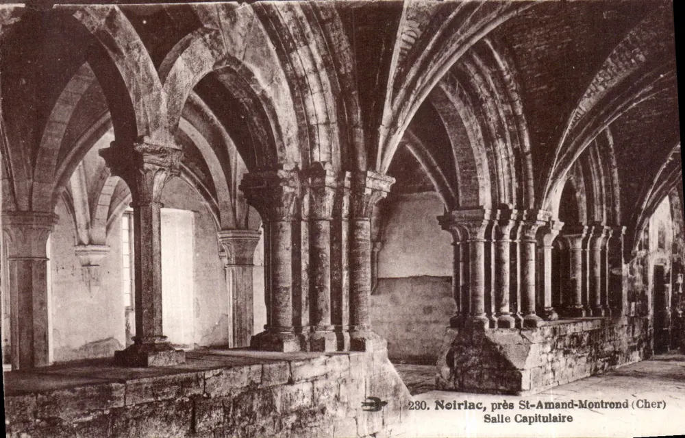 Noirlac, nahe St-Amand-Montrond (Cher) — Capitular Hall — unbekannter Verlag, Nr. 230 - Vorderseite