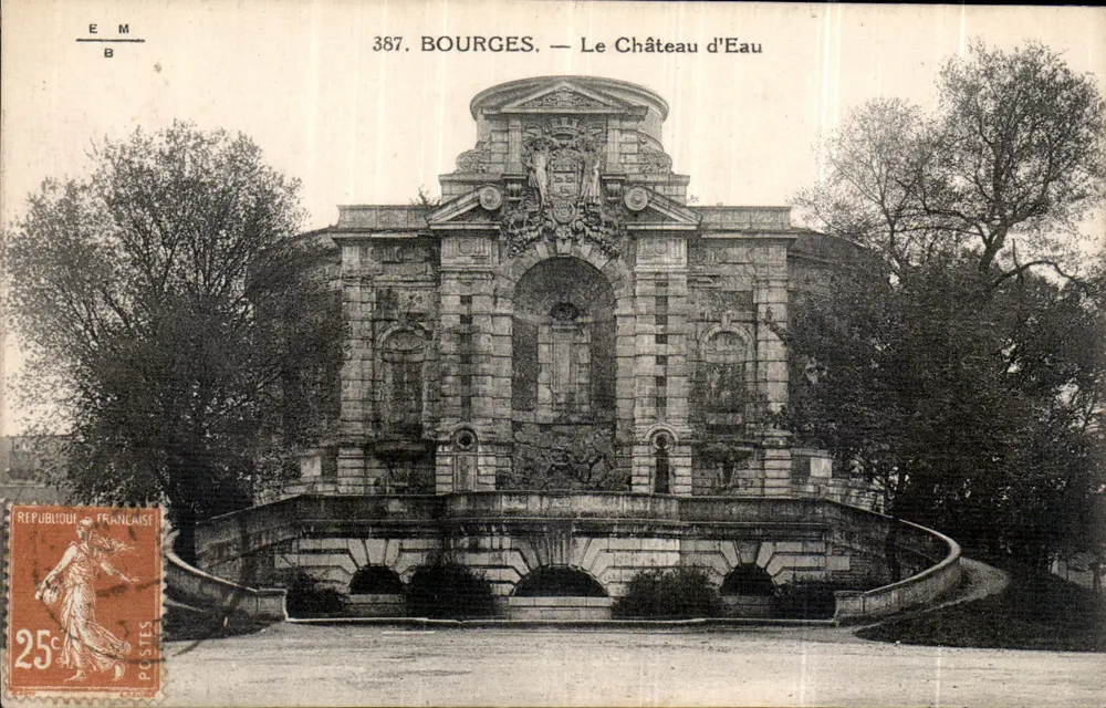 Bourges — O Castelo da Água — E. Maquaire, n°387 - Frente