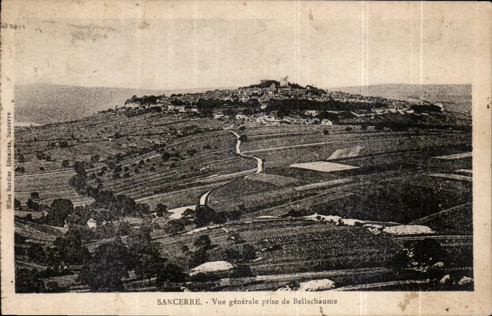 Sancerre - Algemene uitzicht genomen van Bellechaume — Miles Bordier, boekhandel, Sancerre - Voorkant
