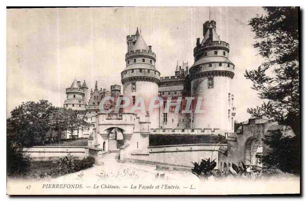 Pierrefonds — O Castelo — A Fachada e a Entrada — L. - Frente