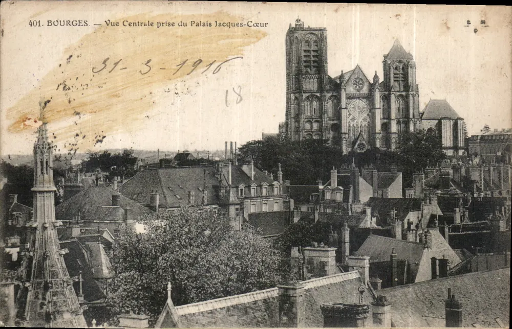 Bourges — Vista Central tirada do Palácio Jacques-Cœur — Editor F. Maquinier, n.º 401 - Frente