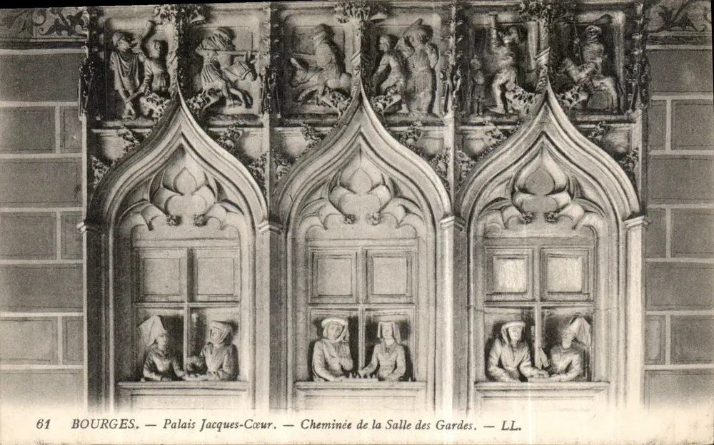 Bourges — Palast von Jacques-Cœur — Kamin der Wachstube — LL. — N° 61 - Vorderseite