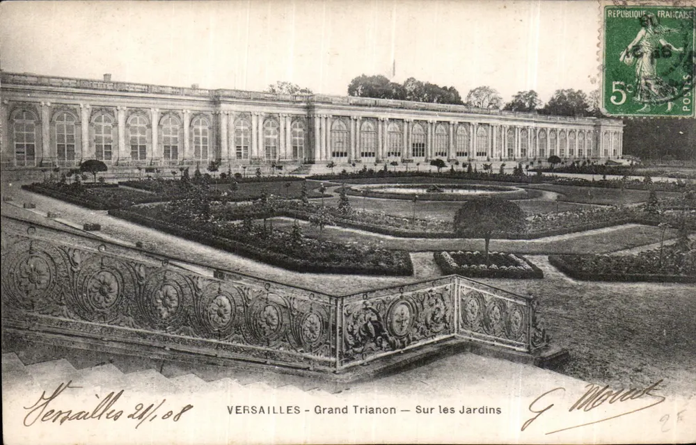 Versailles - Grand Trianon — Sur les Jardins — Éditeur G. Moreau - Recto