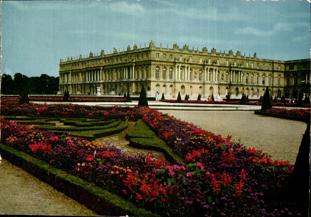 Schloss Versailles — Fassade zum Park — Librairie Hachette - Vorderseite