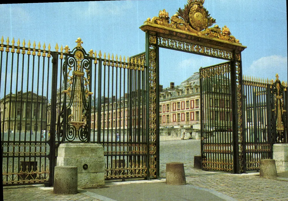 Versailles — Grille d'Honneur do Palácio — Congresso do Parlamento - Frente