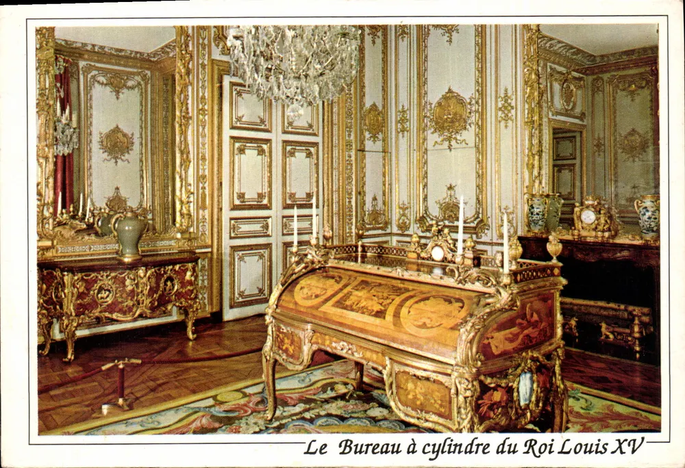 Escritório cilíndrico do Rei Luís XV — Versailles — Éditions LYNÁ PARIS - Frente