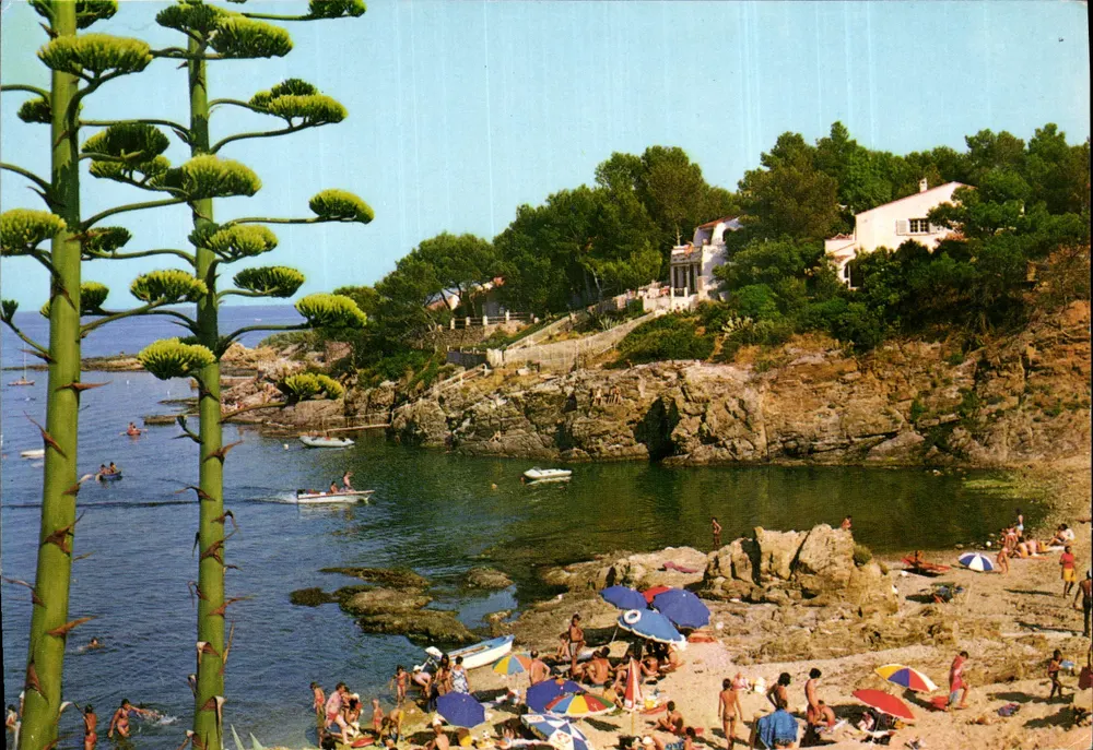Calanque aux Issambres — Okolice St-Raphaël — Wydawnictwo Sztuki ALTAPI, Nice - Awers