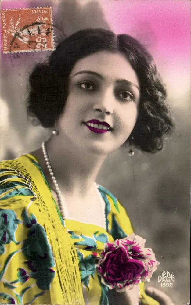 Mulher Jovem — retrato colorido — DÉDÉ, Paris, n°1392 - Frente