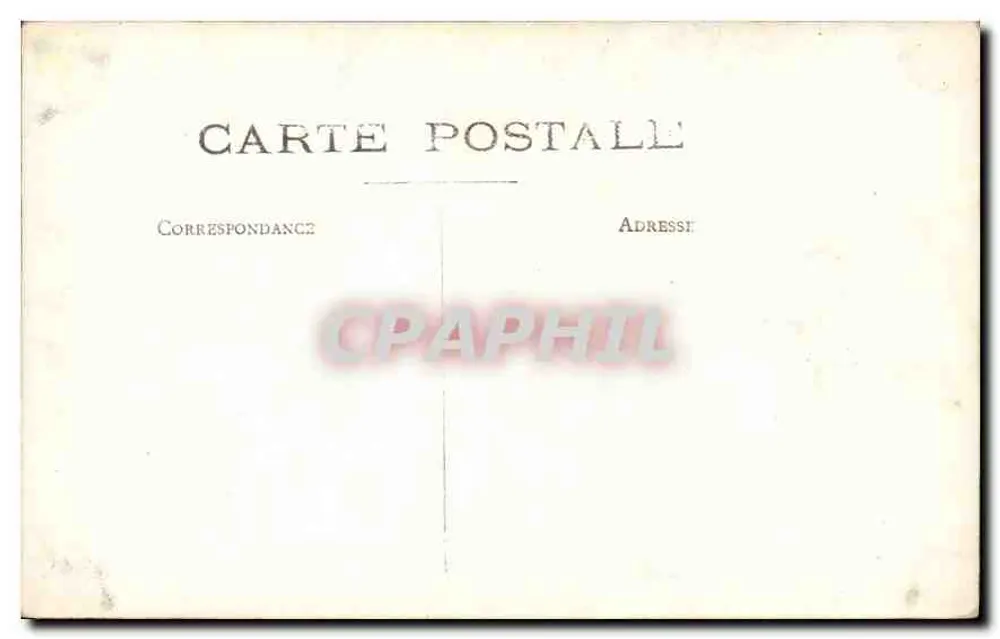 Famille — quatre membres posant sur un banc — n° de série non visible - Verso
