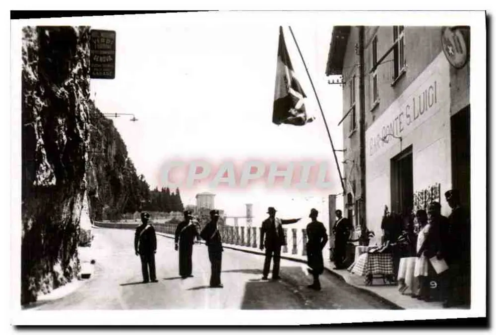Bar Conte & Luigi — carretera en montaña con bandera — editor desconocido, número de serie 9 - Anverso