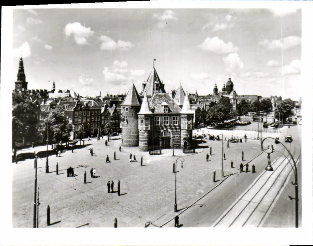 Amsterdam, Nieuwmarkt met Waag - Voorkant