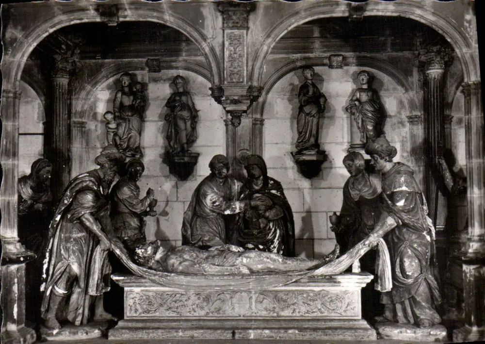 Catedral de São Etienne de Bourges — Cripta: Sepultura (século XVI) - Frente