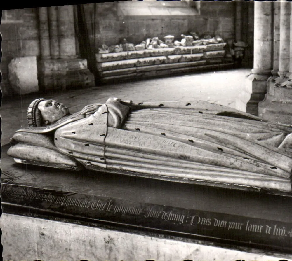 Catedral Saint-Étienne de Bourges — Cripta: Tumba del Duque Jean de Berry — Colección n°7226 - Anverso